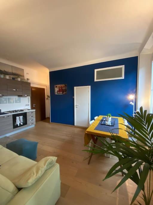 Appartement Townhouse Milan Extérieur photo